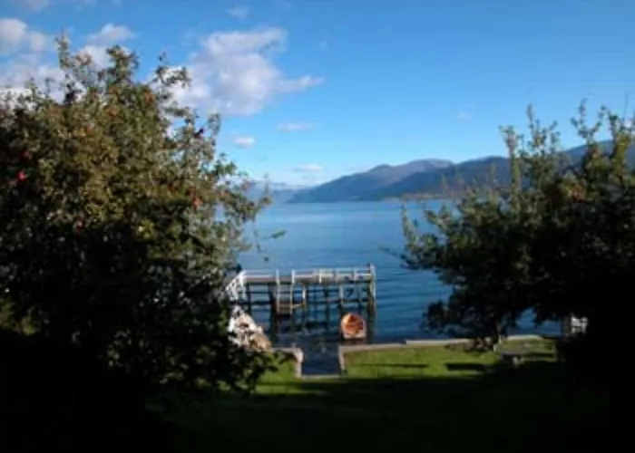 Midtnes Balestrand