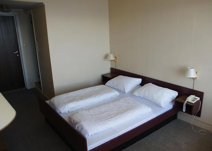 Hotel Midtnes 2*